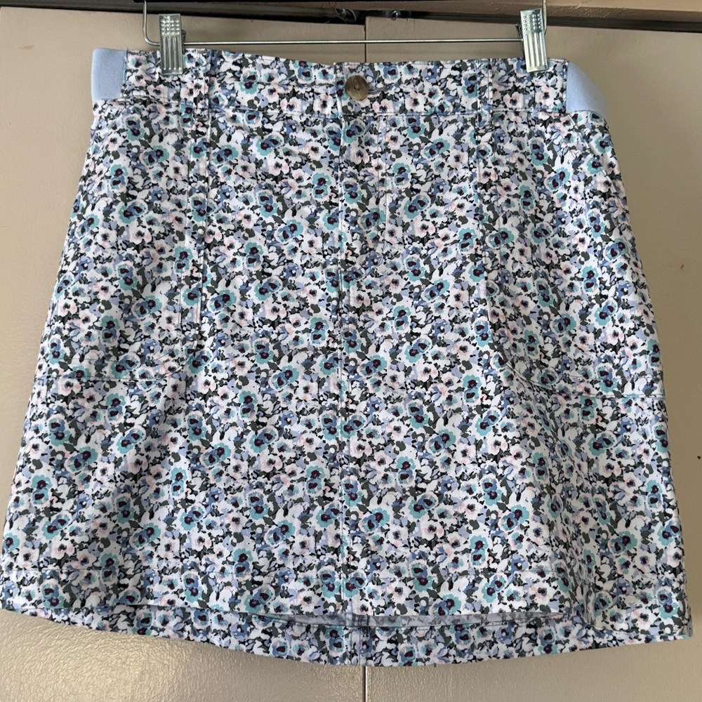 Floral Patterned Lee Skort Size 12 Regular Fit Medium Rise